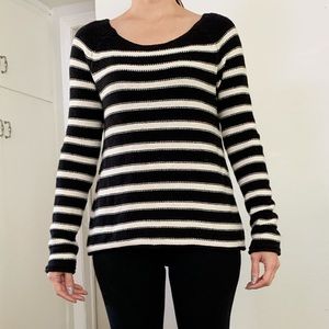 Old Navy knit striped sweater Small